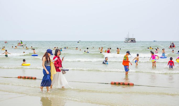 银滩赶海需要买票吗?(北海银滩哪些地方收费)-图3 银滩赶海需要买票吗?(北海银滩哪些地方收费)-图3
