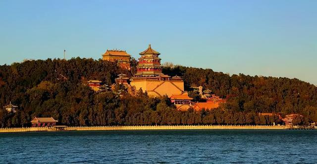 颐和园乘船游览的河道名字为?(故宫水道儿童收费吗)-图2 颐和园乘船游览的河道名字为?(故宫水道儿童收费吗)-图2