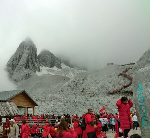玉龙雪山购票攻略?(玉龙雪山景区收费的景点)-图2 玉龙雪山购票攻略?(玉龙雪山景区收费的景点)-图2