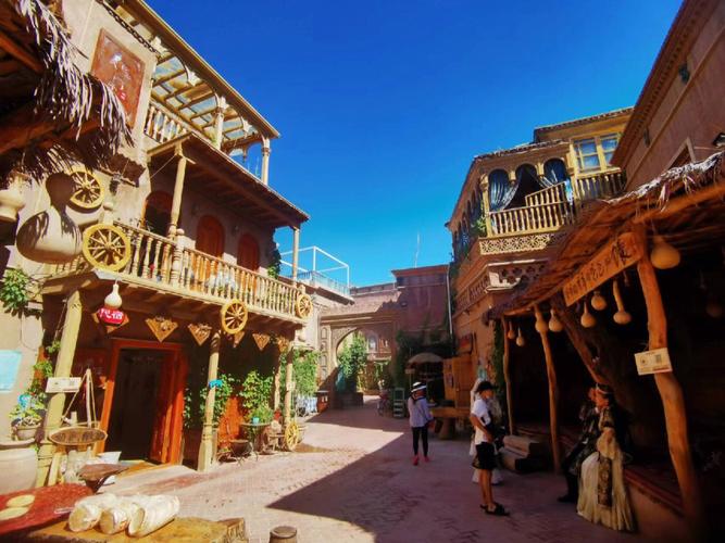 喀什旅游旺季是什么时候?(喀什老城收费吗)-图2 喀什旅游旺季是什么时候?(喀什老城收费吗)-图2