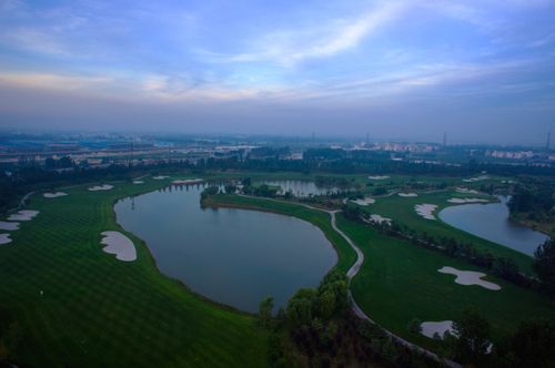 郑州金沙湖由来?(金沙湖高尔夫俱乐部怎么收费)-图2 郑州金沙湖由来?(金沙湖高尔夫俱乐部怎么收费)-图2