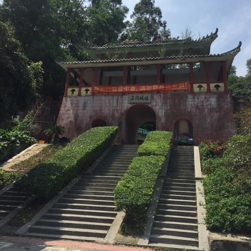 大岭山森林公园厚街入口要门票吗？(长安公园停车场要收费吗)