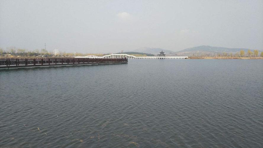 徐州附近旅游景点？督公湖收费么