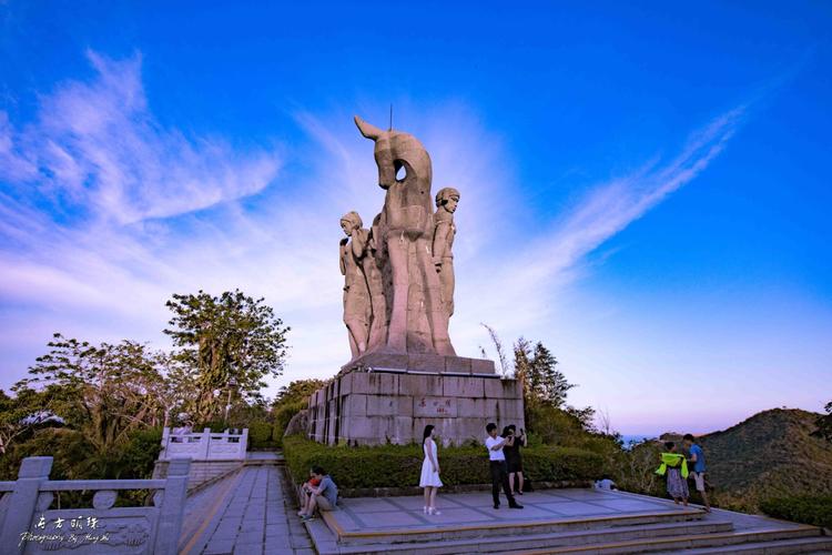 三亚65岁老人免票景点?三亚的鹿回头公园收费吗-图2 三亚65岁老人免票景点?三亚的鹿回头公园收费吗-图2
