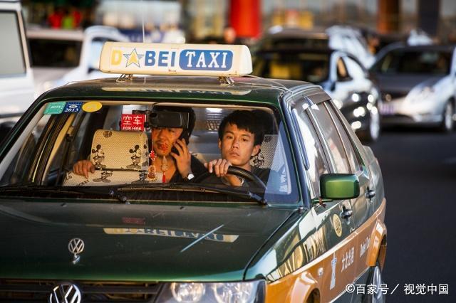 一岁宝宝可以坐出租车吗？小孩坐出租车收费吗