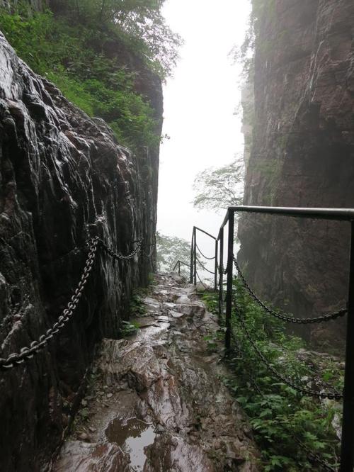 齐王寨景区门票票价?八里沟景区一线天收费-图3 齐王寨景区门票票价?八里沟景区一线天收费-图3