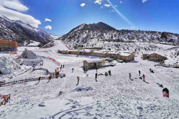 鹧鸪山滑雪场住宿攻略?鹧鸪山2018滑雪收费-图3 鹧鸪山滑雪场住宿攻略?鹧鸪山2018滑雪收费-图3