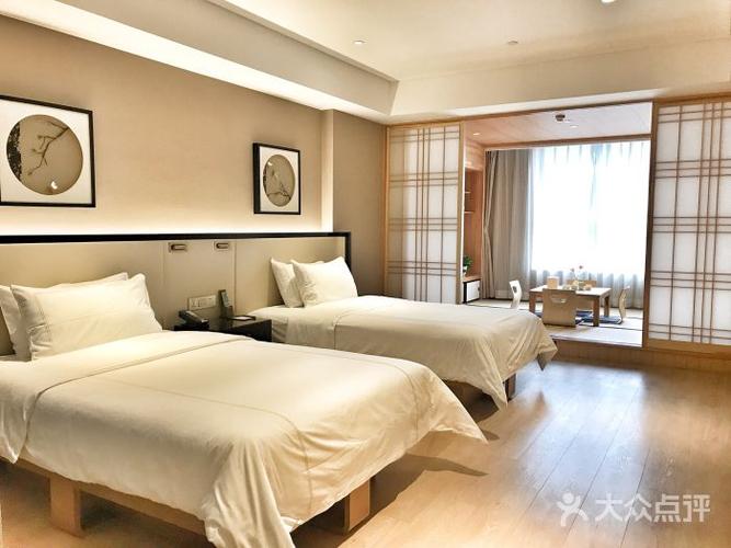 南京夫子庙附近有哪些性价比不错的酒店?南京曙光大酒店餐厅儿童收费-图2 南京夫子庙附近有哪些性价比不错的酒店?南京曙光大酒店餐厅儿童收费-图2