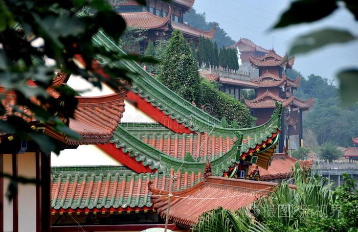 绵阳圣水寺停车场收费不？绵阳市收费景区-图2