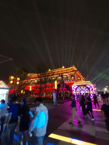 泰安大唐不夜城要门票吗?东平国家森林公园停车收费-图2 泰安大唐不夜城要门票吗?东平国家森林公园停车收费-图2