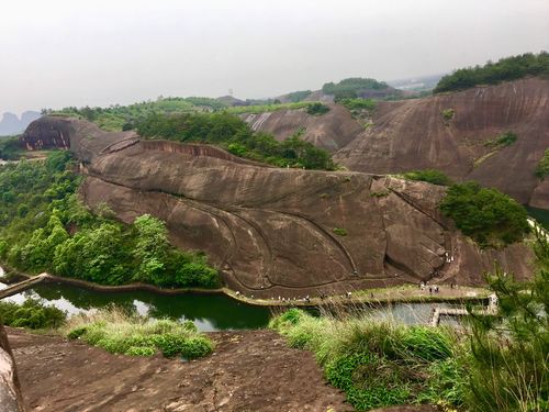 上饶市区有什么好玩的地方?弋阳卧佛景区收费-图2 上饶市区有什么好玩的地方?弋阳卧佛景区收费-图2