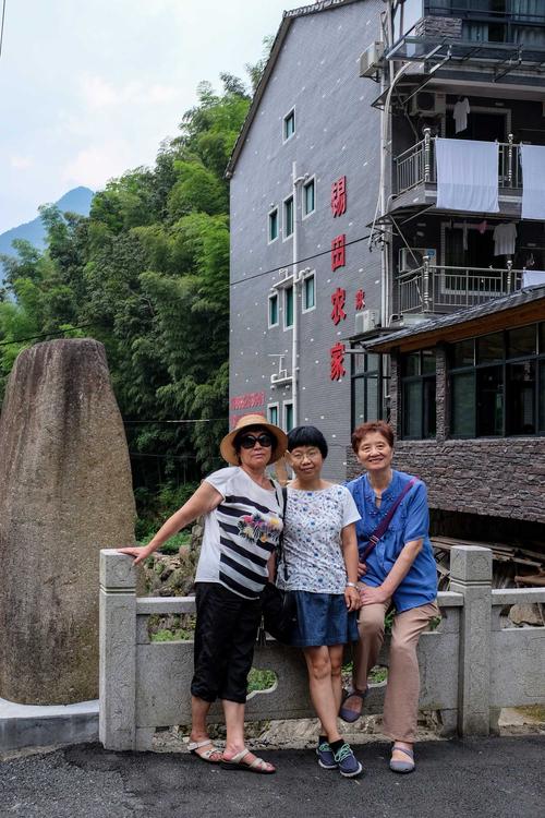 浙江有啥著名的景点?安吉石岭农家乐怎么收费-图2 浙江有啥著名的景点?安吉石岭农家乐怎么收费-图2