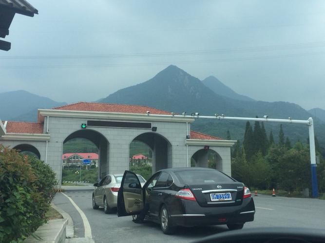 庐山自驾停车停北门好还是南门好?庐山风景区门口停车收费-图3 庐山自驾停车停北门好还是南门好?庐山风景区门口停车收费-图3
