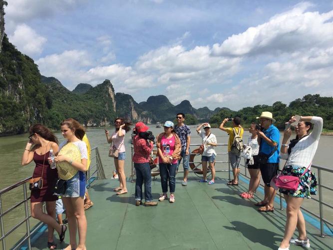去桂林旅游导游会推销什么?去桂林要导游带收费标准-图2 去桂林旅游导游会推销什么?去桂林要导游带收费标准-图2