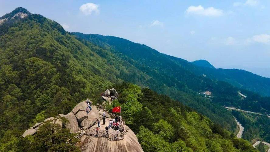 罗田夏天好玩的地方?罗田薄刀锋景区都有哪些收费-图3 罗田夏天好玩的地方?罗田薄刀锋景区都有哪些收费-图3