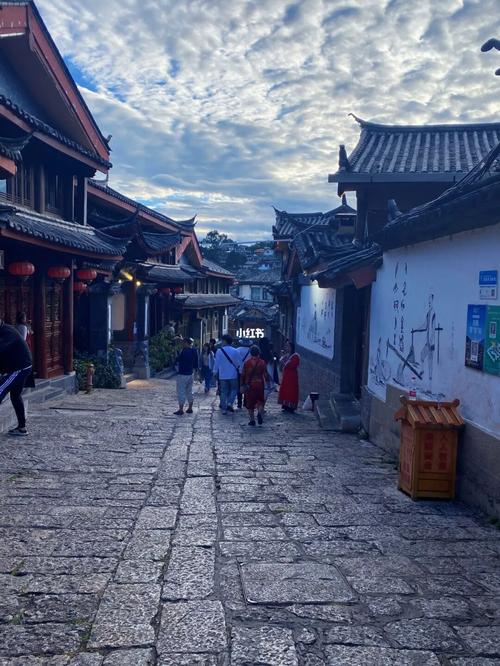 丽江古城进入需要门票么？丽江古城住古城内收费