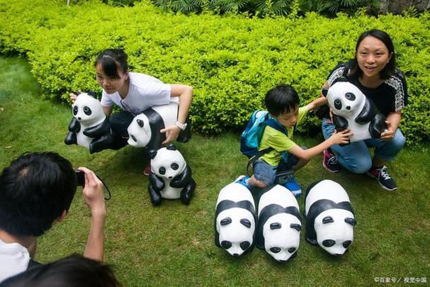 熊猫基地未成年怎么买?熊猫基地儿童收费-图1 熊猫基地未成年怎么买?熊猫基地儿童收费-图1