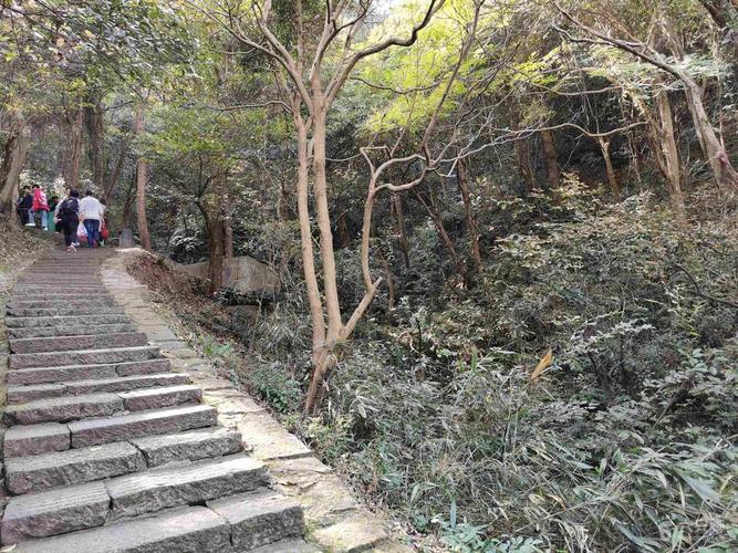 杭州下沙附近哪里有山可以爬啊?十里锒铛上山收费吗-图3 杭州下沙附近哪里有山可以爬啊?十里锒铛上山收费吗-图3