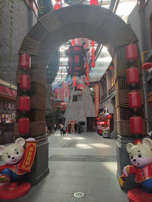 哈尔滨王府井附近的景点？哈市关东古巷收费吗
