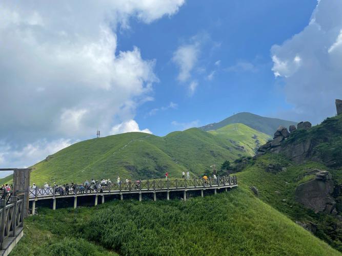自驾武功山夜晚徒步车停哪儿?武功山景区车收费-图2 自驾武功山夜晚徒步车停哪儿?武功山景区车收费-图2