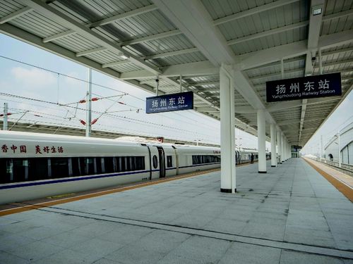 扬州北站打的到扬州东站要多少钱啊？扬州打的收费多少公里
