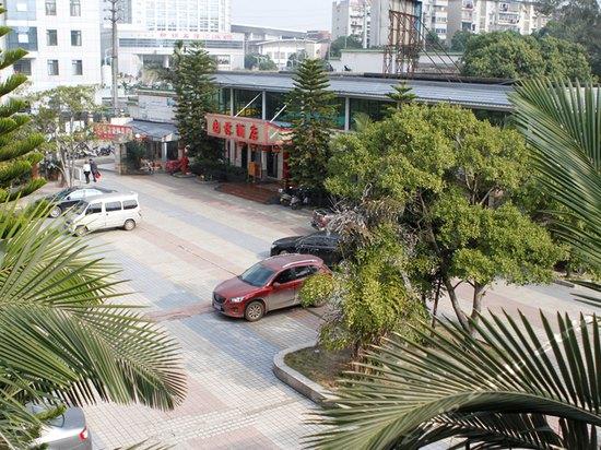 柳州夜茶茶楼有几家?柳州京都宾馆自助餐孩子收费吗-图1 柳州夜茶茶楼有几家?柳州京都宾馆自助餐孩子收费吗-图1