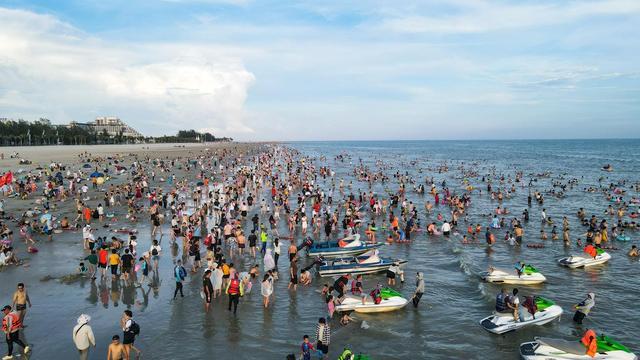 广西北海的海滨公园门票多少?北海市海滨公园收费吗-图3 广西北海的海滨公园门票多少?北海市海滨公园收费吗-图3