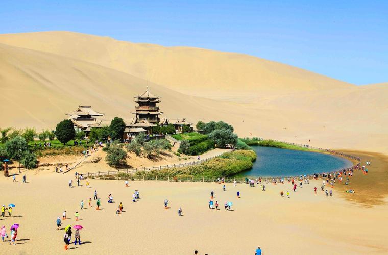 玩莫高窟、鸣沙山月牙泉一天够么?敦煌鸣沙山收费标准-图2 玩莫高窟、鸣沙山月牙泉一天够么?敦煌鸣沙山收费标准-图2