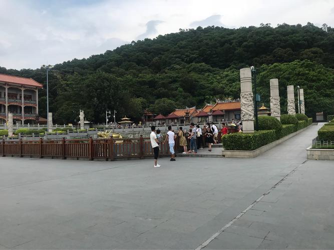 深圳凤凰山要不要门票的?可不可以开车上去?广州凤凰山宾馆停车场收费-图2 深圳凤凰山要不要门票的?可不可以开车上去?广州凤凰山宾馆停车场收费-图2