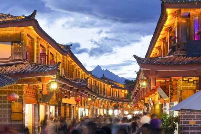 丽江古城外地人进去收多少管理费？云南丽江古城收费吗