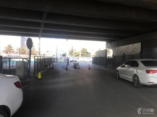 莲花路地铁站有停车场吗？安河桥北地铁站停车场怎么收费