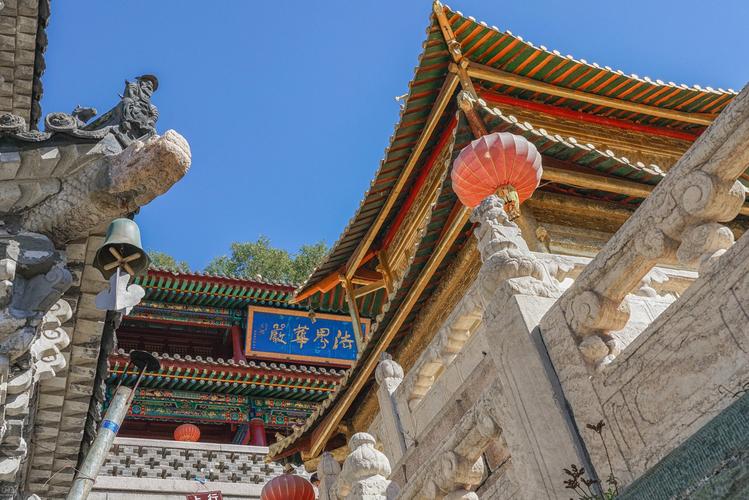 五台山的寺庙可以住宿么?镇海寺公园收费吗-图1 五台山的寺庙可以住宿么?镇海寺公园收费吗-图1