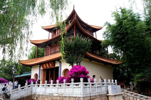 昆明（昆明市内）有那些好玩的地方（风景区）？大观楼南园收费吗