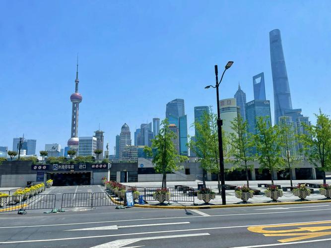 上海外滩停车场收费标准？上海的外滩怎么收费的