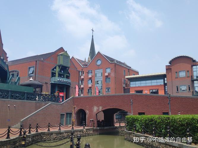 松江的泰唔士小镇收费么?如果收收多少?松江景区收费吗-图3 松江的泰唔士小镇收费么?如果收收多少?松江景区收费吗-图3