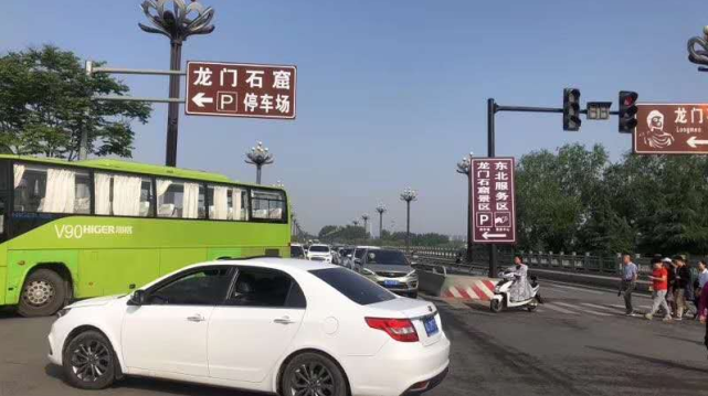 龙门石窟东北服务区怎么进景区?龙门石窟停车收费么-图2 龙门石窟东北服务区怎么进景区?龙门石窟停车收费么-图2