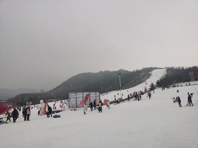 新泰徂徕山滑雪场门票?徂徕滑雪场收费标准-图3 新泰徂徕山滑雪场门票?徂徕滑雪场收费标准-图3
