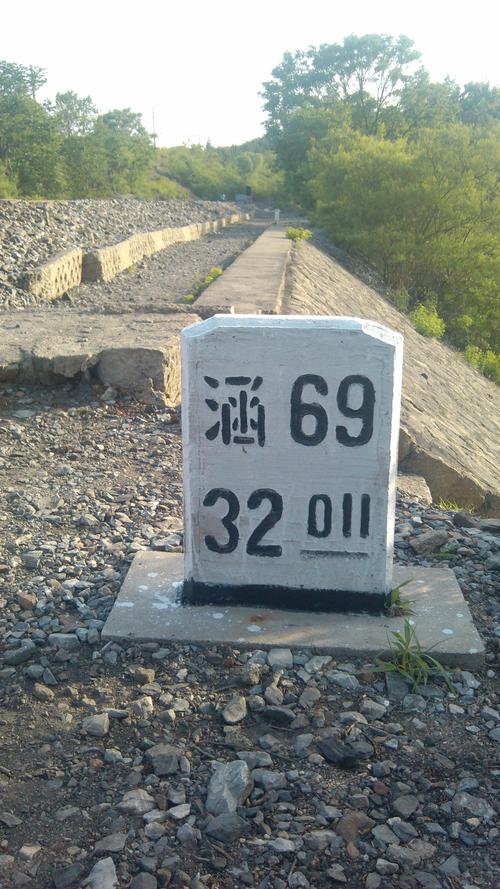 011是哪里区号?乌兰浩特到盘锦少收费路线-图2 011是哪里区号?乌兰浩特到盘锦少收费路线-图2