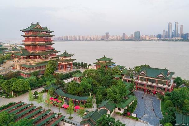 去滕王阁玩大概需要多长时间？南昌景点滕王阁收费吗