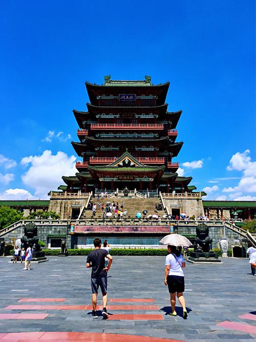 去滕王阁玩大概需要多长时间?南昌景点滕王阁收费吗-图2 去滕王阁玩大概需要多长时间?南昌景点滕王阁收费吗-图2