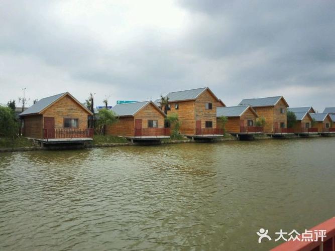 江苏启东哪里有好玩的好吃的？启东北收费站 农庄