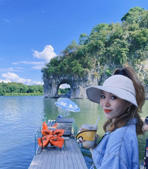 昆明到桂林旅游攻略?梧州高尔夫球场收费-图2 昆明到桂林旅游攻略?梧州高尔夫球场收费-图2