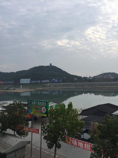 四川南充十大景点排名?南充北湖宾馆停车场收费-图2 四川南充十大景点排名?南充北湖宾馆停车场收费-图2