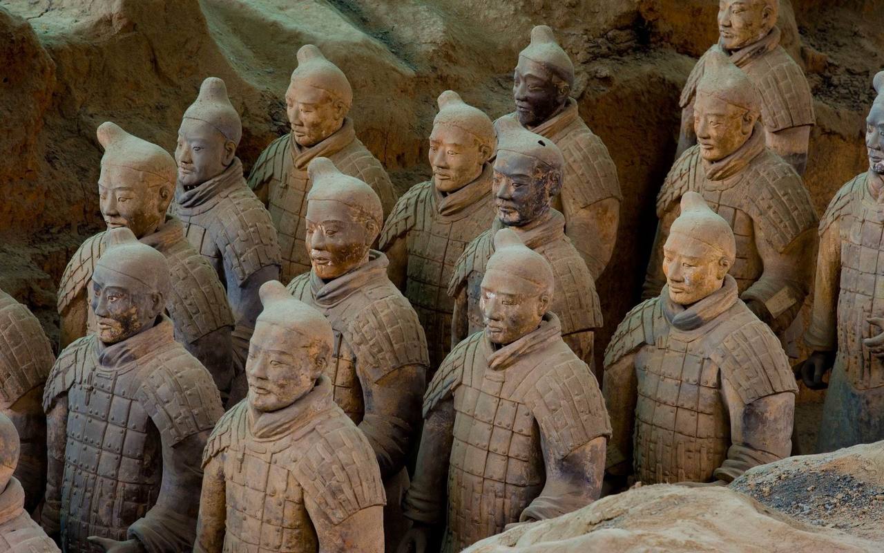 秦兵马俑每天接待多少人?春节期间兵马俑收费吗-图3 秦兵马俑每天接待多少人?春节期间兵马俑收费吗-图3