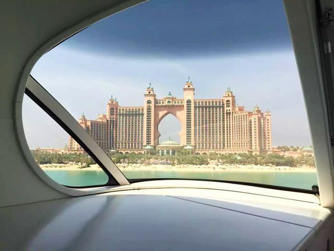 迪拜是免签的么？迪拜车怎么收费