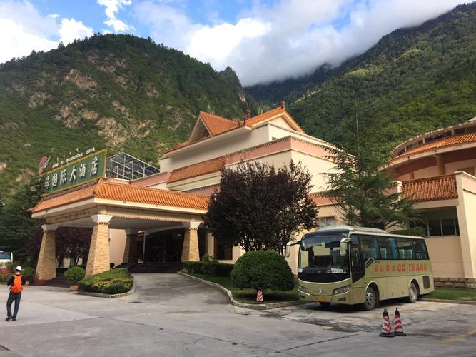 自驾九寨沟停车住宿攻略?三亚亚龙湾喜来登酒店停车收费吗-图3 自驾九寨沟停车住宿攻略?三亚亚龙湾喜来登酒店停车收费吗-图3