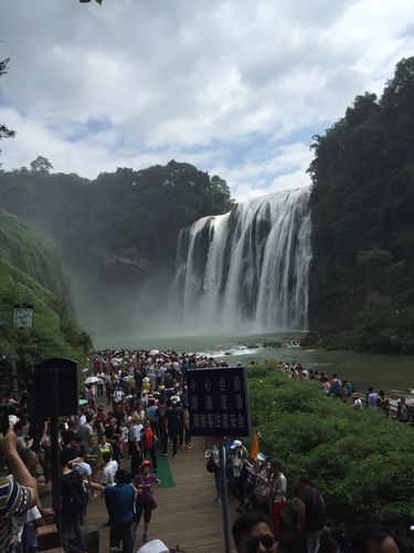 贵阳怎么去黄果树瀑布景区最划算?贵州收费低的景区-图3 贵阳怎么去黄果树瀑布景区最划算?贵州收费低的景区-图3