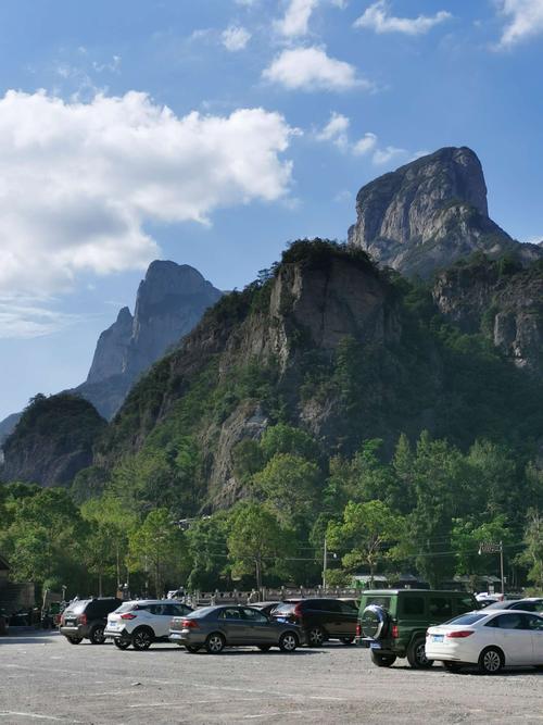 雁荡山哪个停车场进去最方便?温州雁荡山火车站停车收费-图3 雁荡山哪个停车场进去最方便?温州雁荡山火车站停车收费-图3