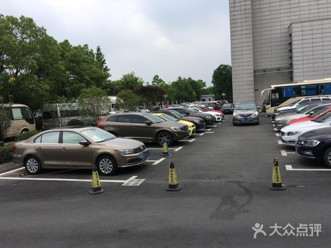 河南省人民医院附近哪有停车场?上海璞丽酒店停车收费-图1 河南省人民医院附近哪有停车场?上海璞丽酒店停车收费-图1