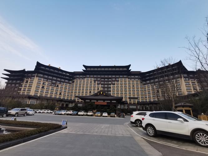 铜官窑丽景酒店和瑞景酒店区别？丽晶酒店停车场收费